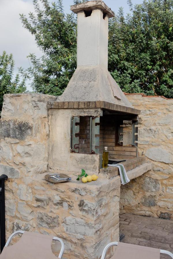 Retreat Homes Apokoronas Douliana Bagian luar foto