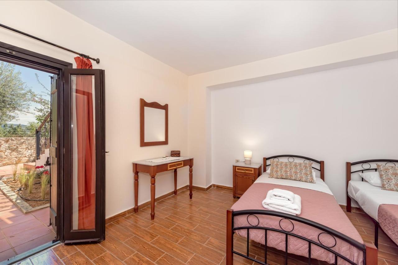 Retreat Homes Apokoronas Douliana Bagian luar foto