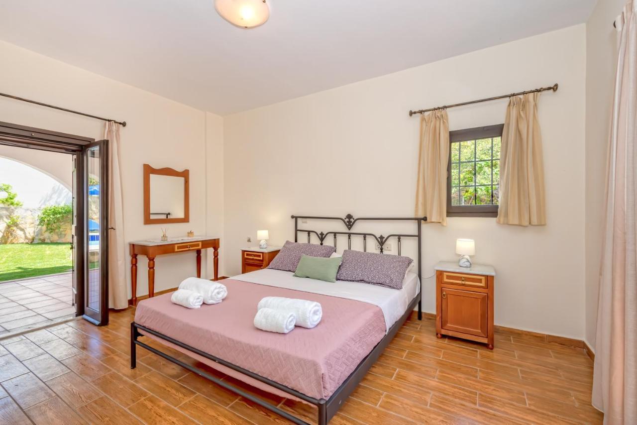 Retreat Homes Apokoronas Douliana Bagian luar foto