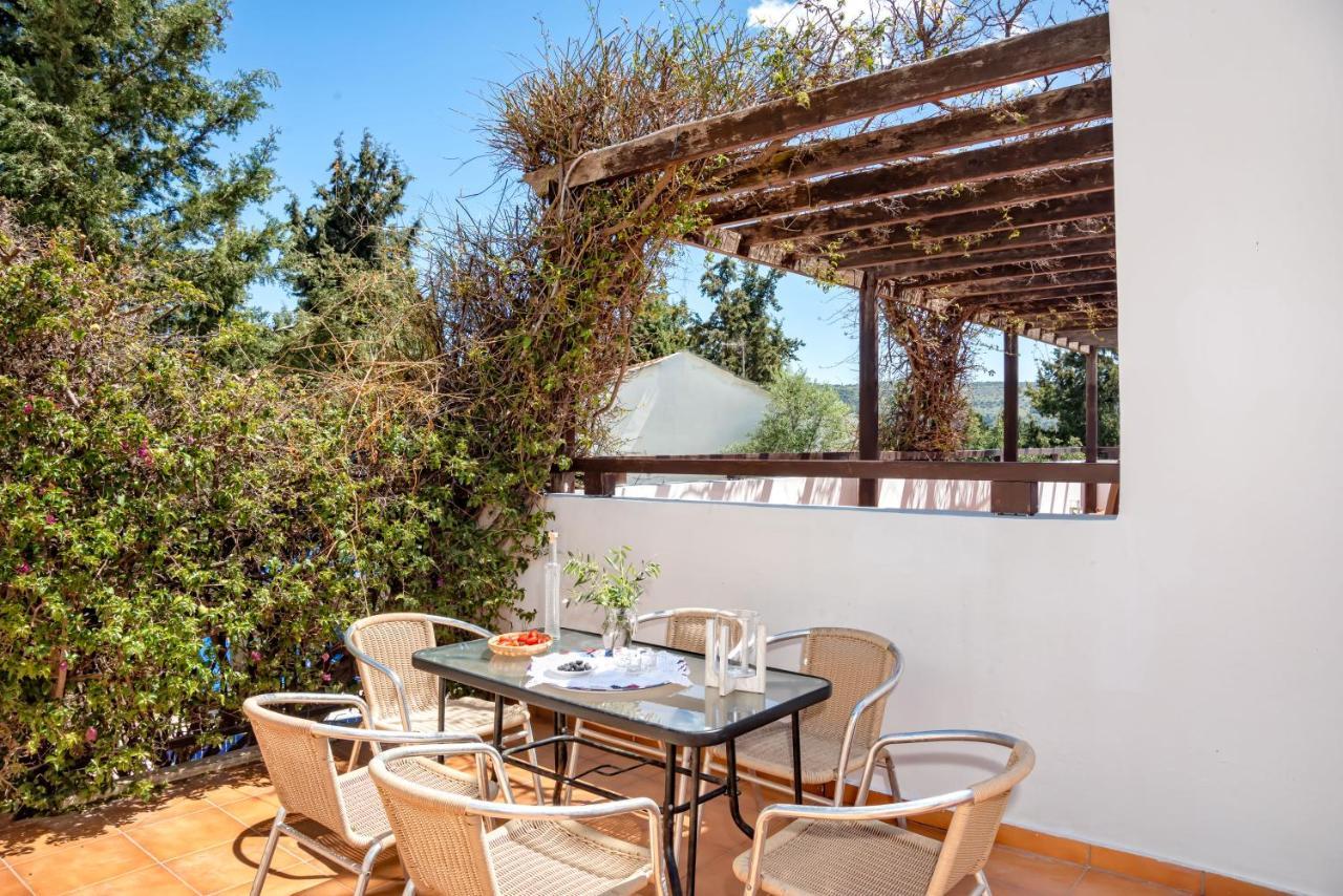Retreat Homes Apokoronas Douliana Bagian luar foto